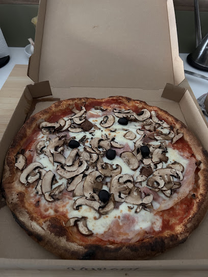 Pizza de Au détour à Hauteville-sur-Fier