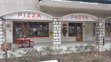Pizza de Pizza - Restaurant La Cigale du Lac à Sévrier